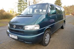 VOLKSWAGEN CARAVELLE - przód